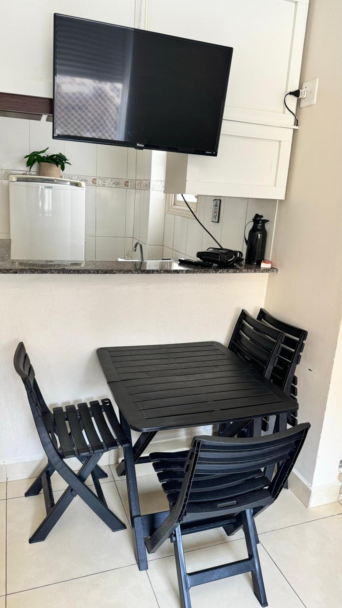 Studio 811 Pitangueiras - Edificio Bandeirantes - Com Estacionamento Incluido Гуаружа Экстерьер фото